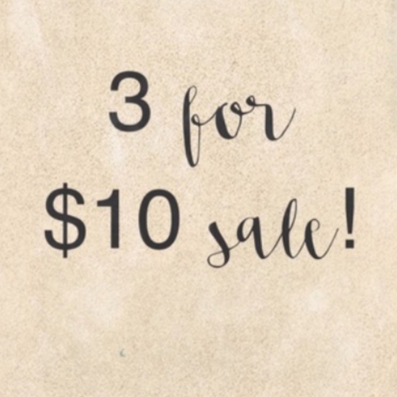 Other - 🌺3/$10🌺 BUNDLE SALE!!!!!